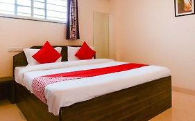 Oyo Hotel Blue Inn